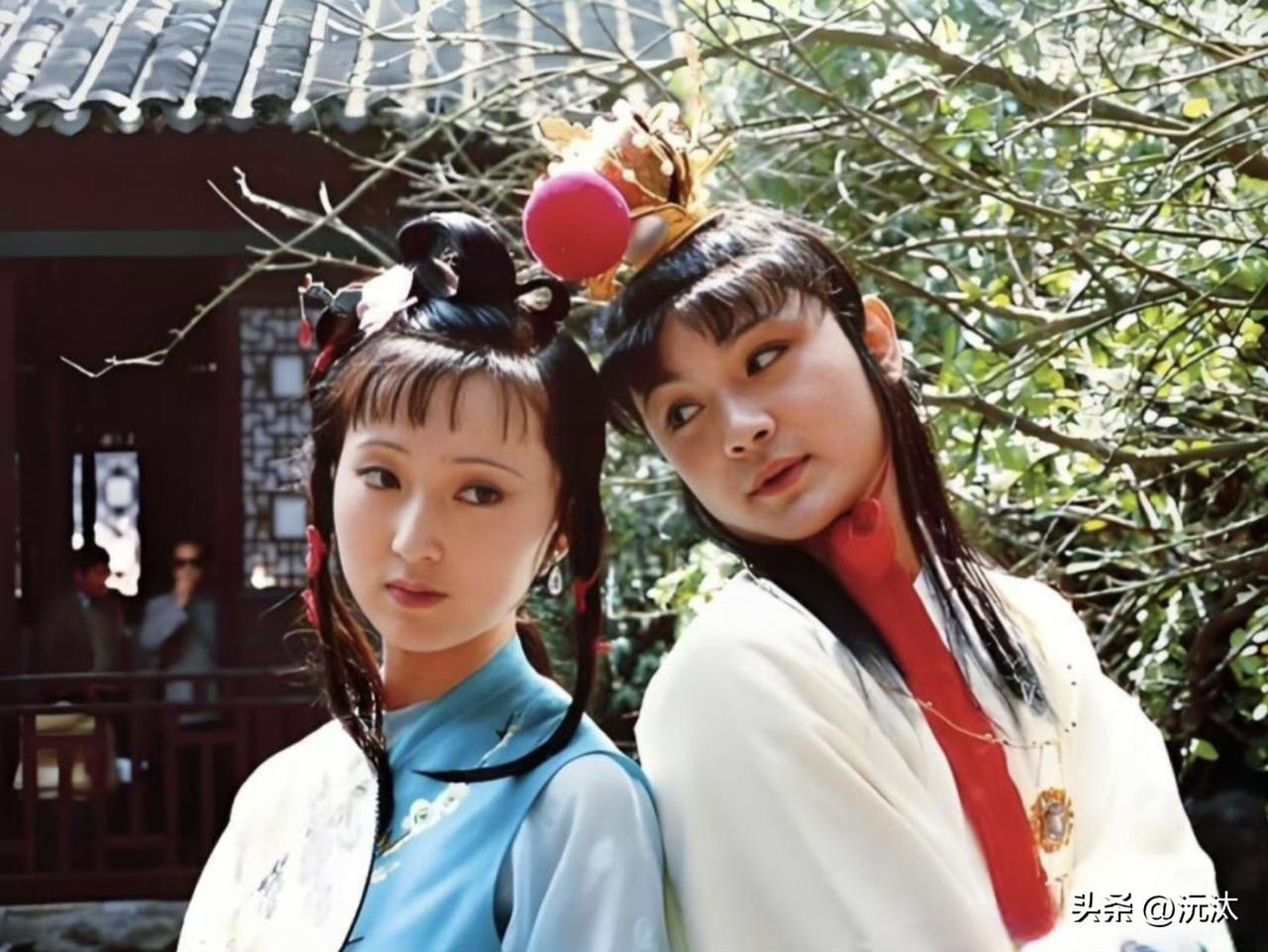 重刷87红楼梦，不太理解那些一意促成宝玉和宝钗婚姻的人。

按剧里的情况，这个时