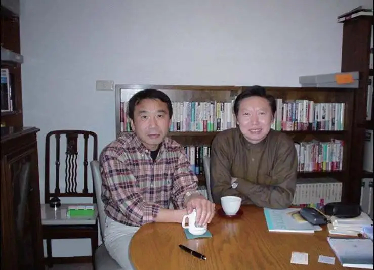 ………村上这一生倒的最大的霉就是沾上了这位吧 