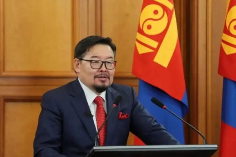 蒙古急批、中俄不慌，这条跨国气脉耗15年，看懂中俄从容，才懂能源安全的真正底气