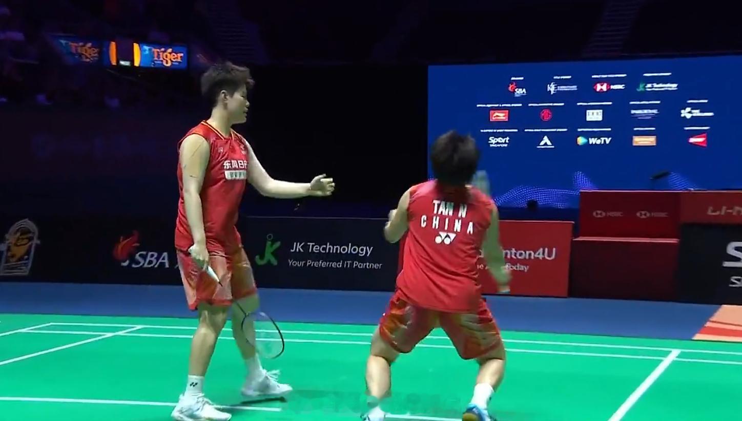女双 半决赛 刘圣书 (1) 谭宁 21-15 21-10 白荷娜 (3) 李绍