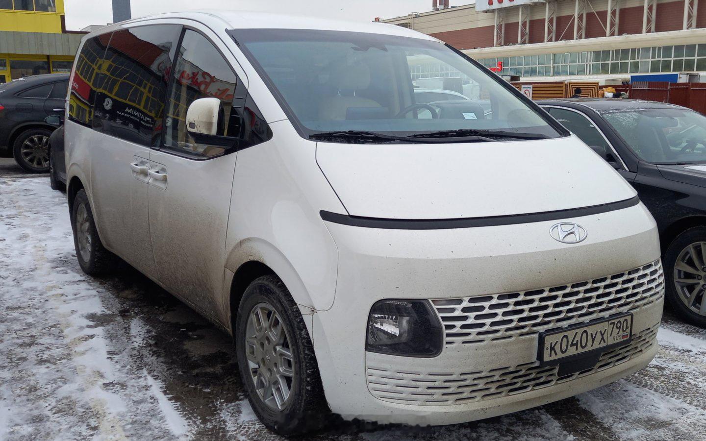 Hyundai Staria / Toyota Alphard / Toyota