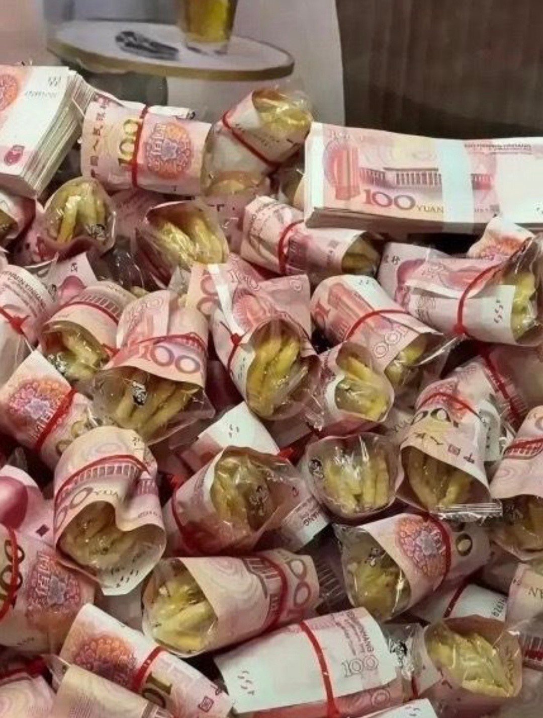 这商业头脑，怪不得能发财呢！ 