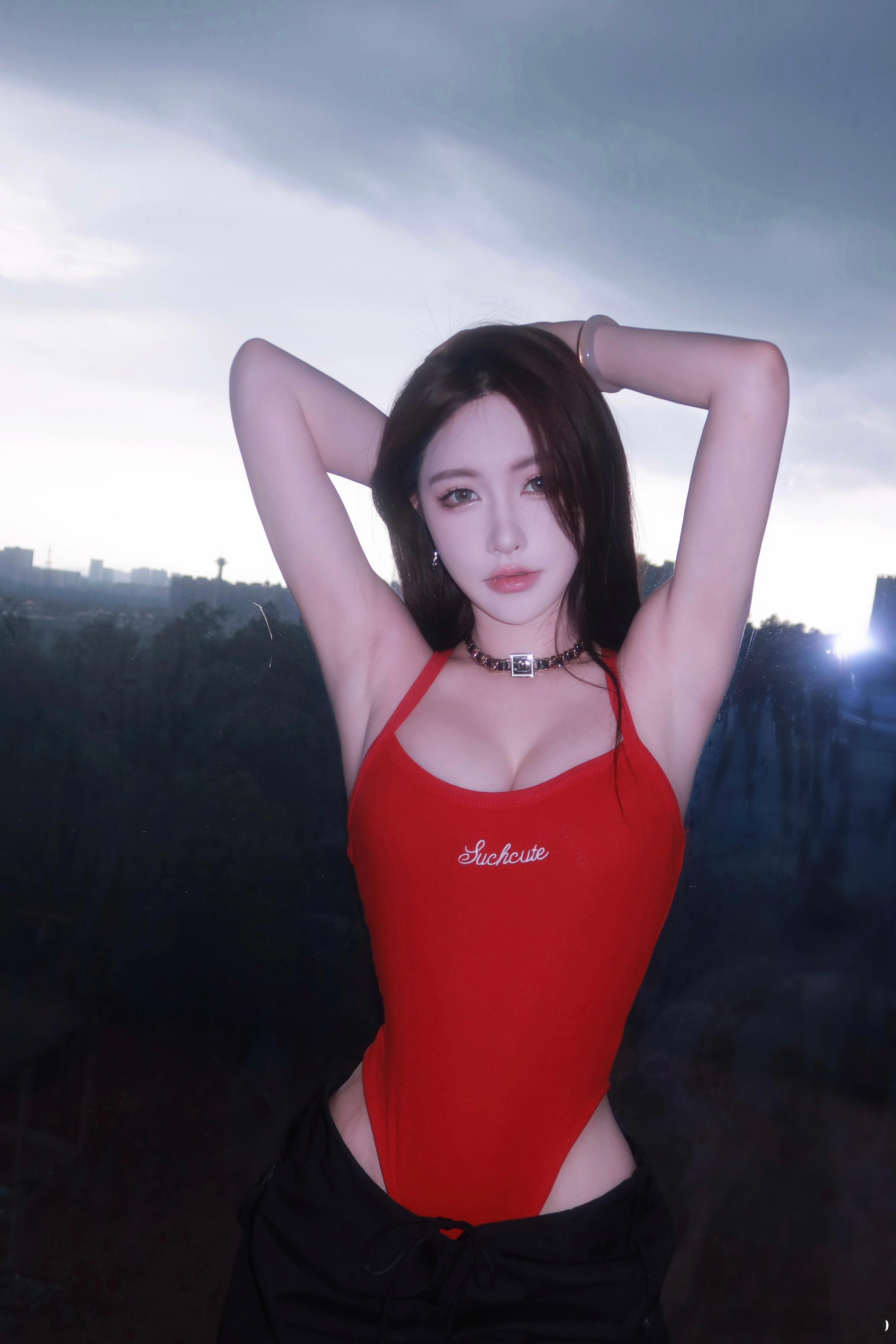 Slap in your face.「第三张是豆包给我换的🌇」 ​​​