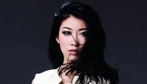 曲婉婷阴悄悄跑到抖音开号，意欲继续搜刮国内网民，没料到24小时不到就被识破，之后