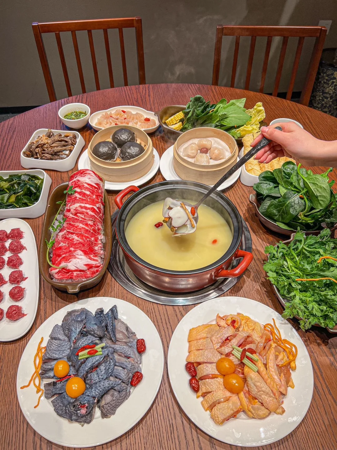 冬天来上这一锅鸡煲！暖暖的！很贴心！