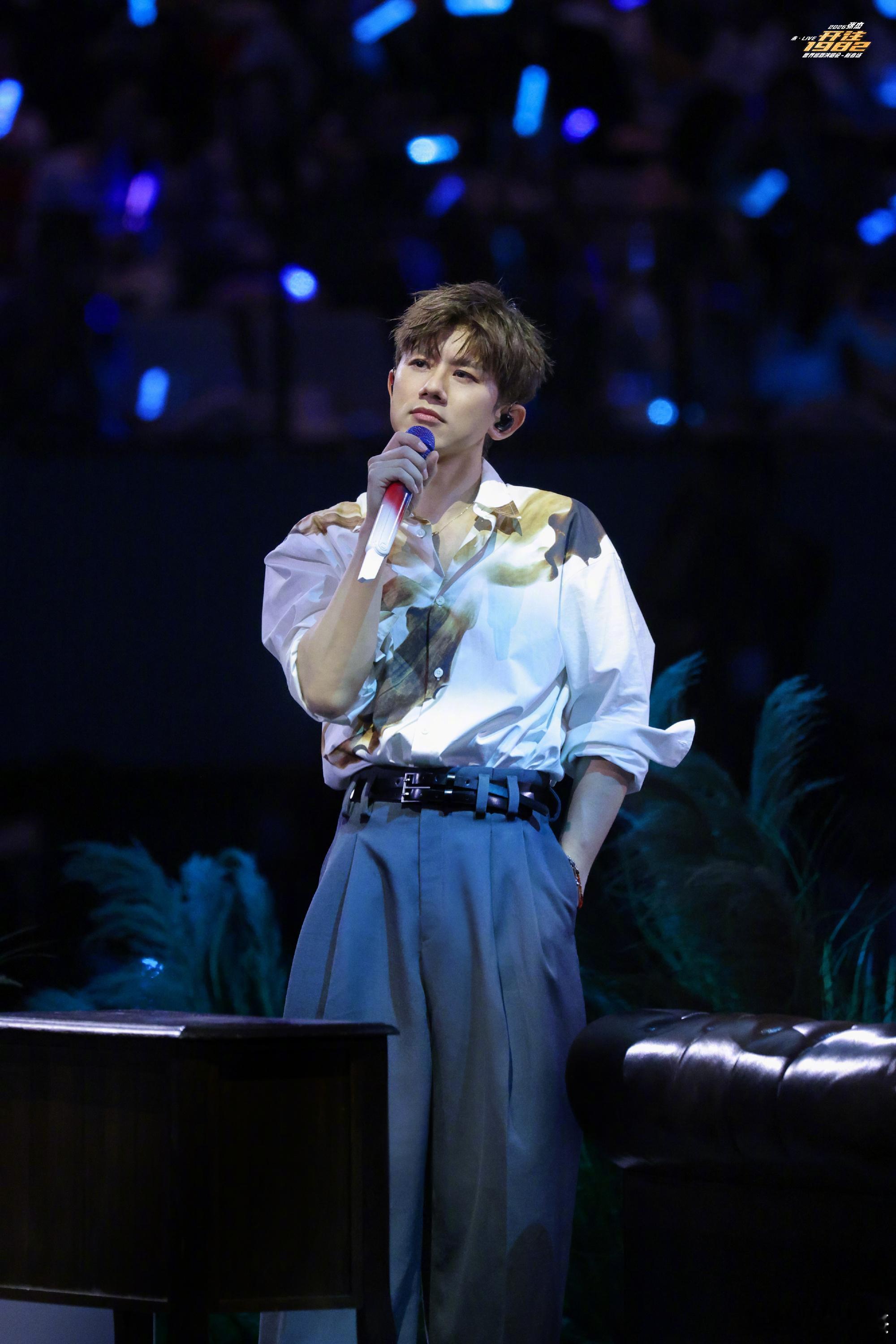 张杰想留在这场大梦不醒 每次看演唱会就像做梦一样，逃离日常生活享受音乐盛宴，原来