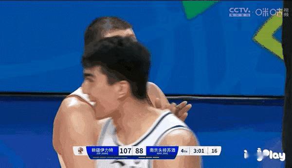 不得不提！！！
我也是第一次听球员可以兼主教练[思考]
故事就变了主教练上场打球