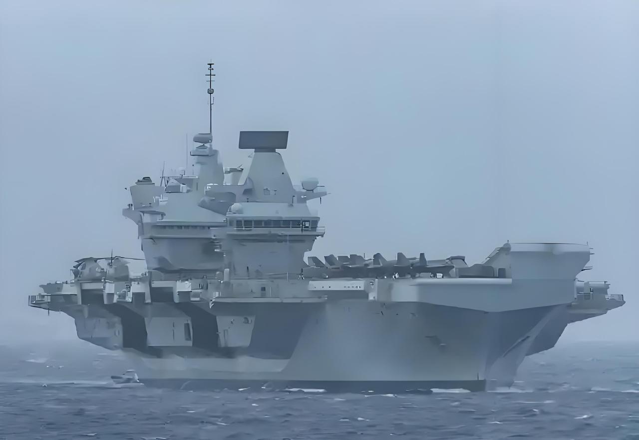 你们知道英军威尔士亲王号航空母舰一天可以出动多少架次的飞机吗？现在公布答案，是一