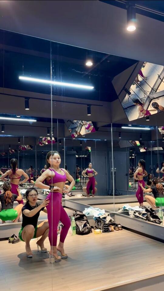 健身自由教练线上线下名额有限