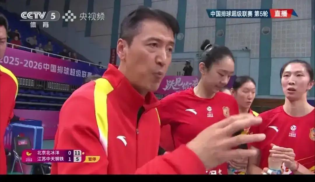 读者友友
中国排协没有改变一周双赛的规定！
大家也清楚记得常规赛前七轮，在第五轮