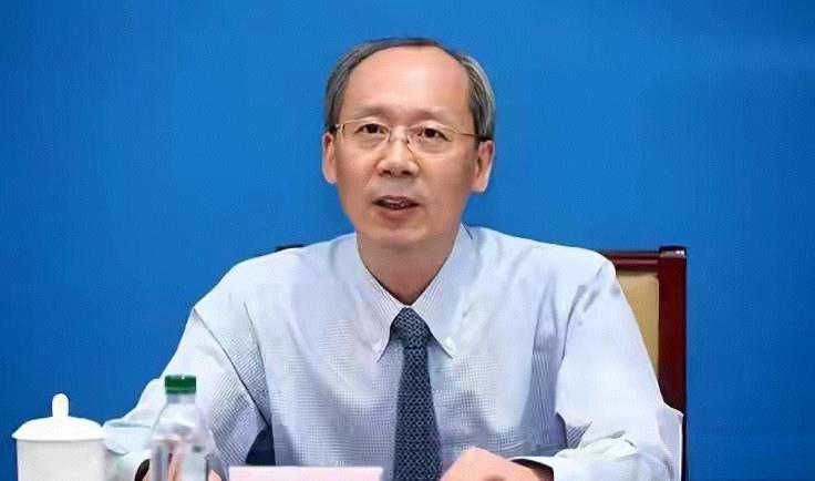 AI将颠覆教育，你的孩子准备好告别“流水线”了吗？

12月16日教育部宣布，从