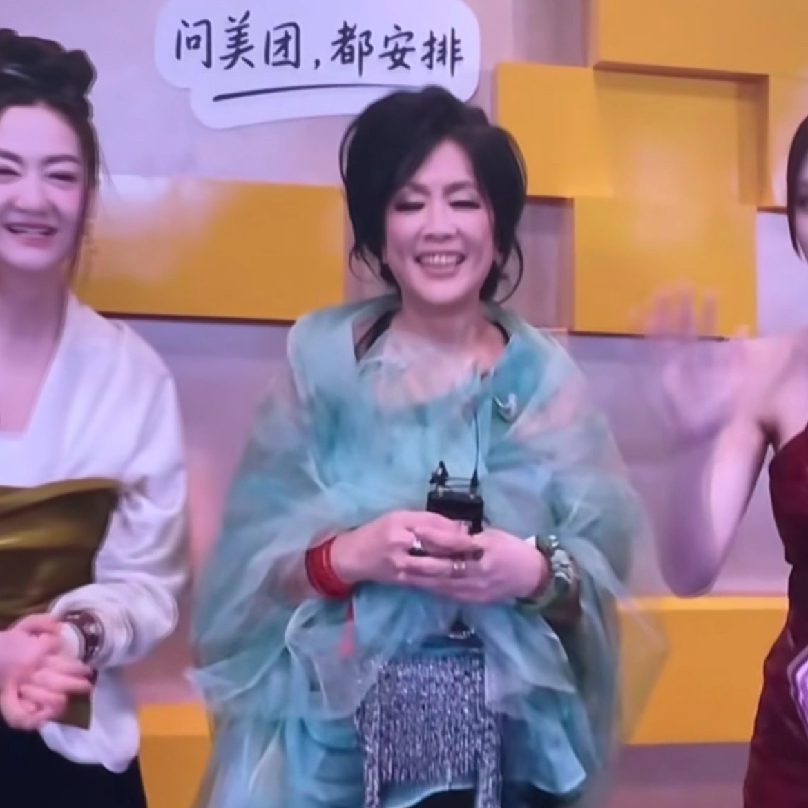 没人觉得齐豫姐姐和疯狂动物城的露露很像吗齐豫姐姐声音太仙了！这个标志性发型和疯狂