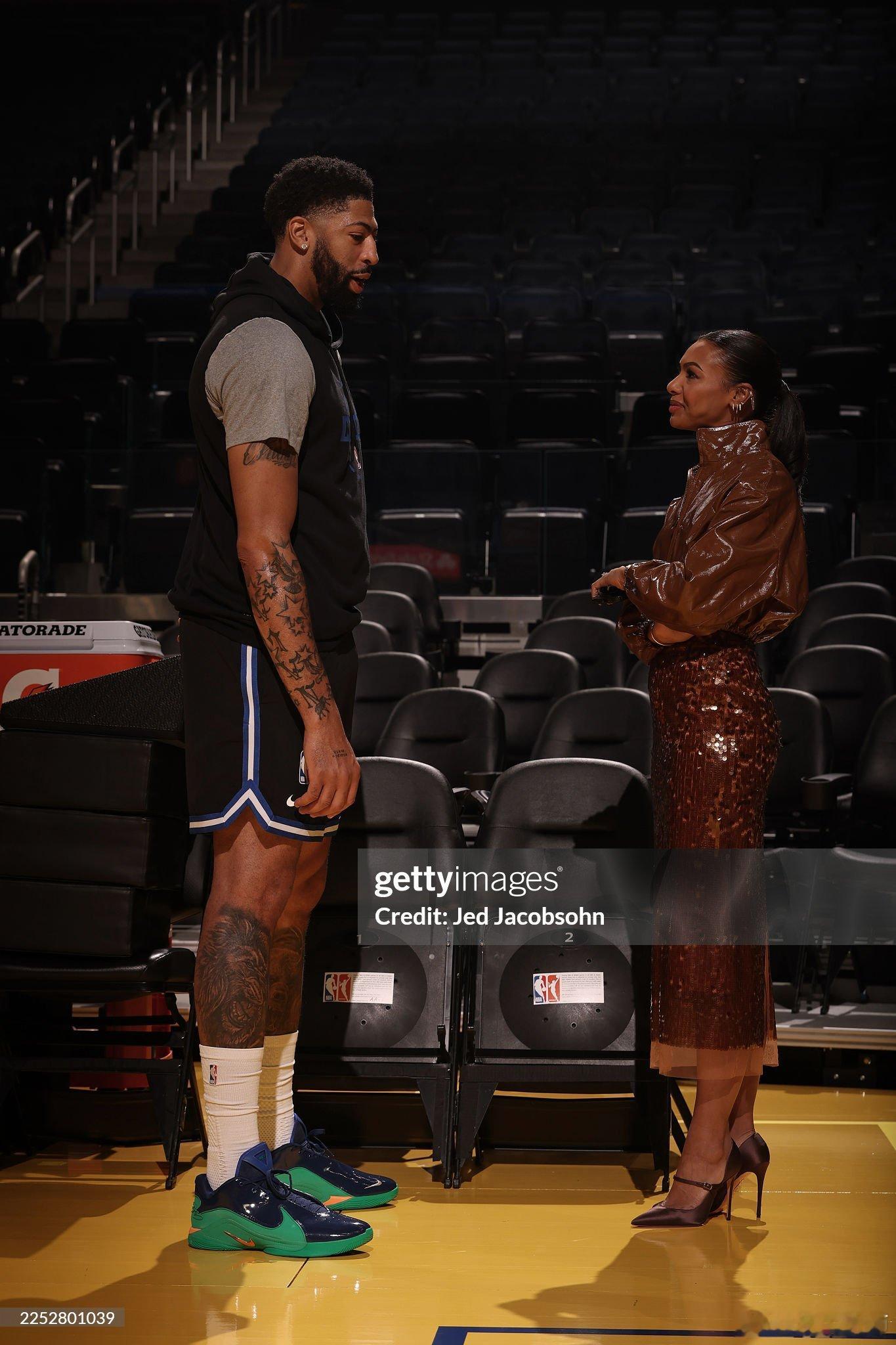 MFFL 来自Marc Stein的消息。勇士￼长期以来一直有意戴维斯￼，他们内