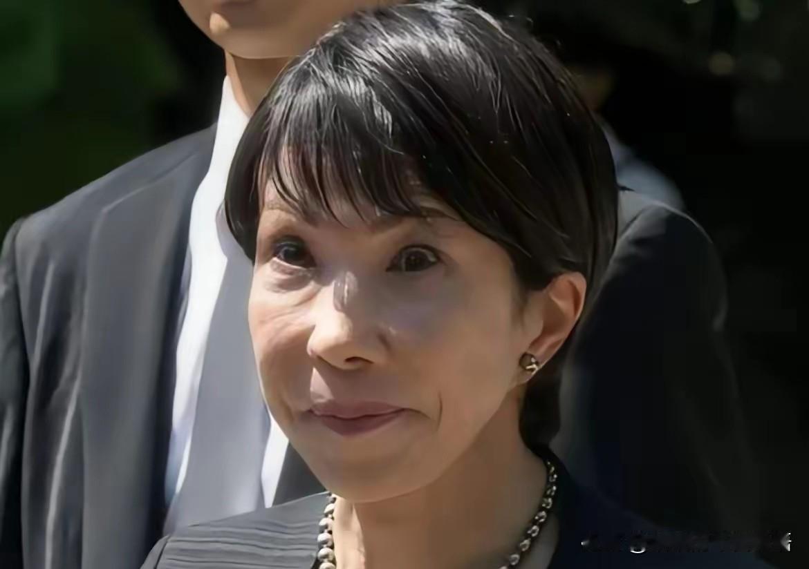 中日若开战，我一定倾尽所有，去支持祖国。
因为战争最大的受害者，就是像我这样的普