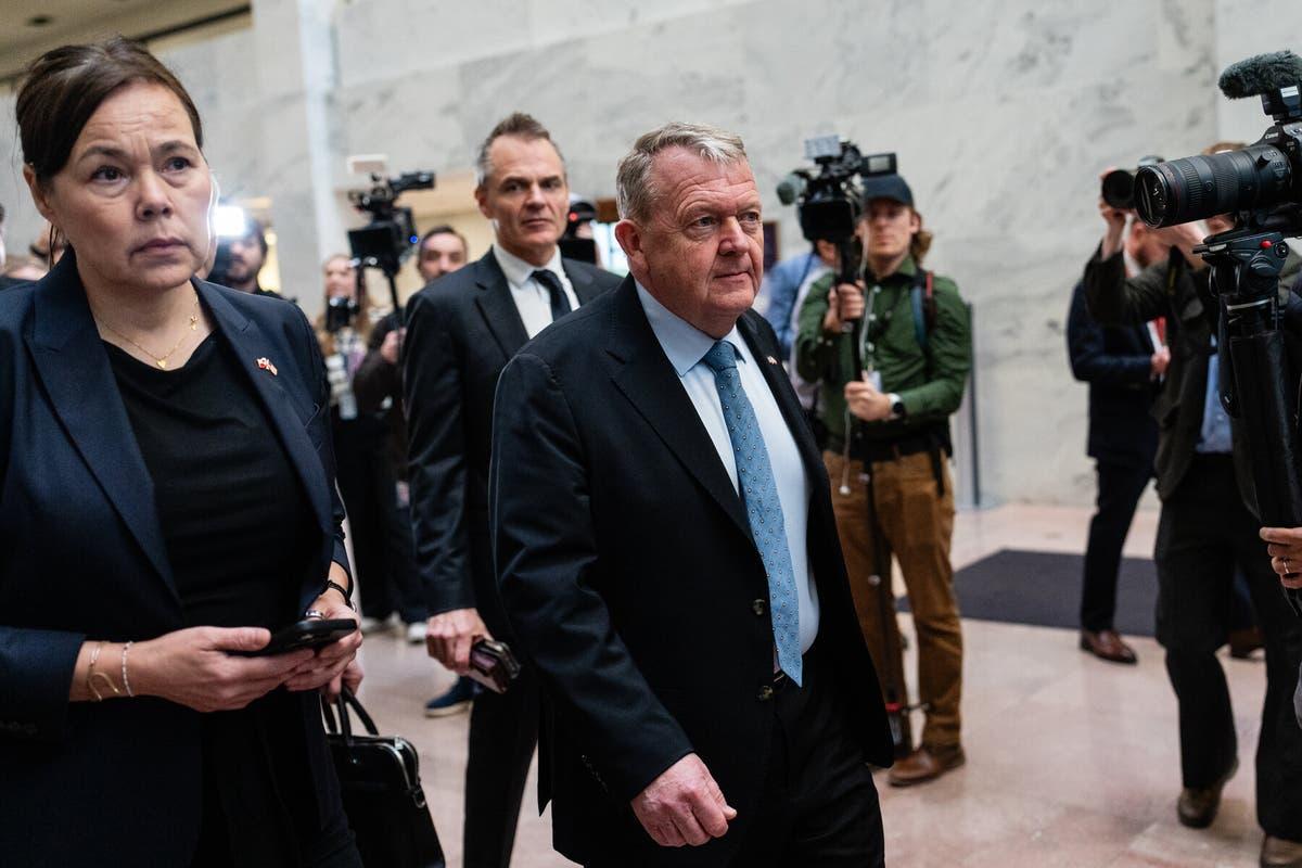 【丹麦外交大臣表示，丹麦与特朗普总统存在“根本分歧”，与此同时，几个北约国家向格