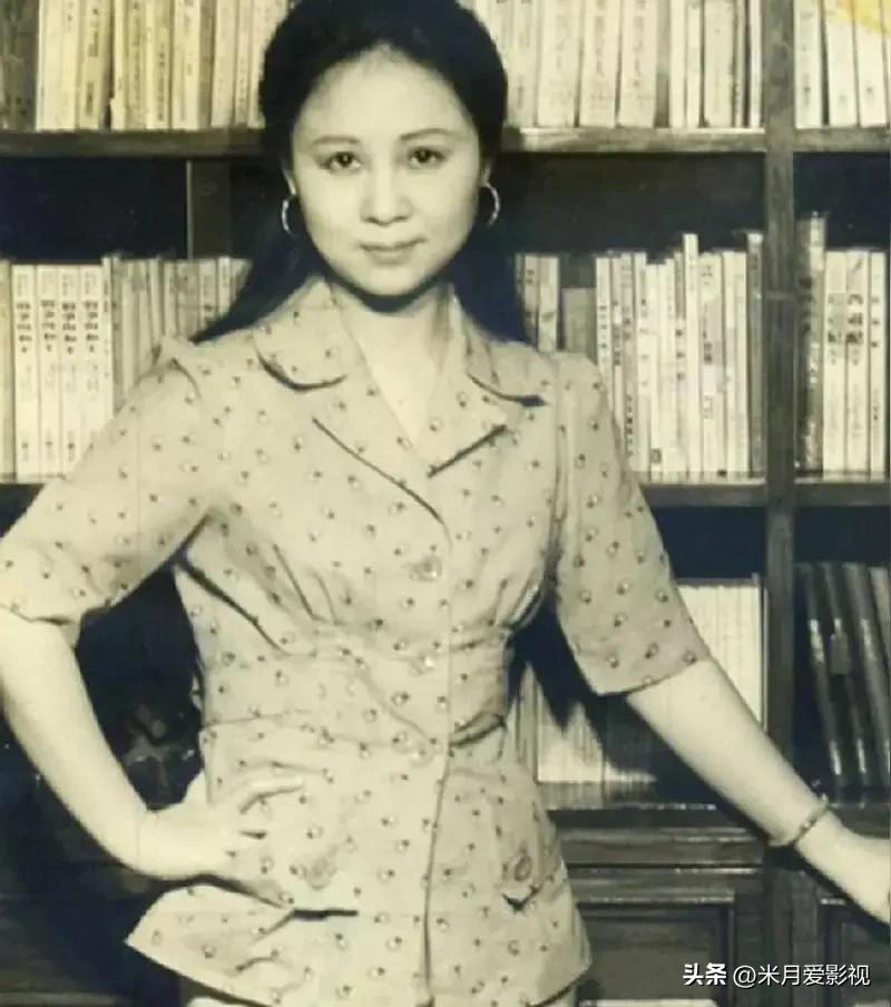 别骂琼瑶了！她才是真的懂时代、懂人性！
 
总有人吐槽琼瑶剧，一搞不定男女主感情