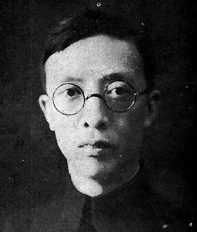 1949太平轮悲剧：中统头子2700根金条沉海，贪婪终究一场空
 
1949年的