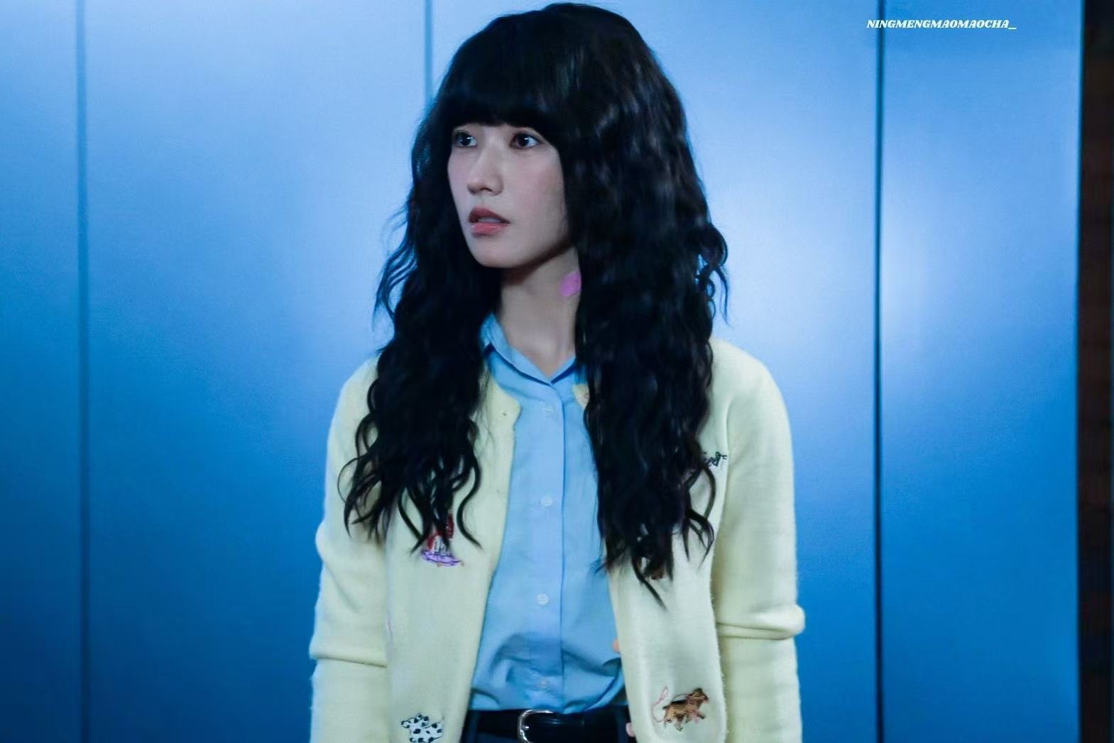 方瑾演技 网剧炽热吸引 方瑾把吴浓雨的甜拽反差演活了！前期治愈小太阳后期冷冽拽姐