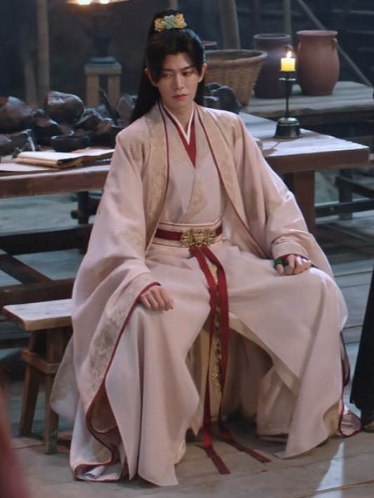 这两根红带子未必有我乖 