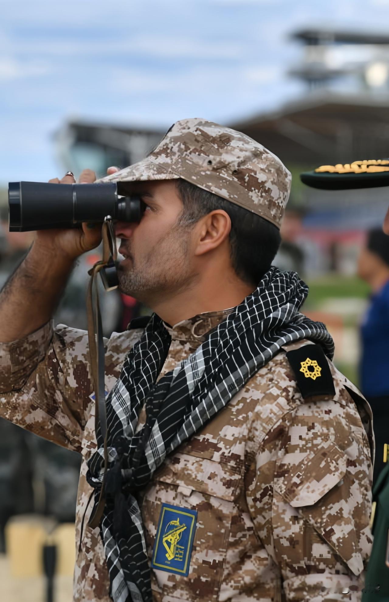 伊朗说“已实现对霍尔木兹海峡的绝对控制”，他们是如何拆解美国封锁的？其实并没有想