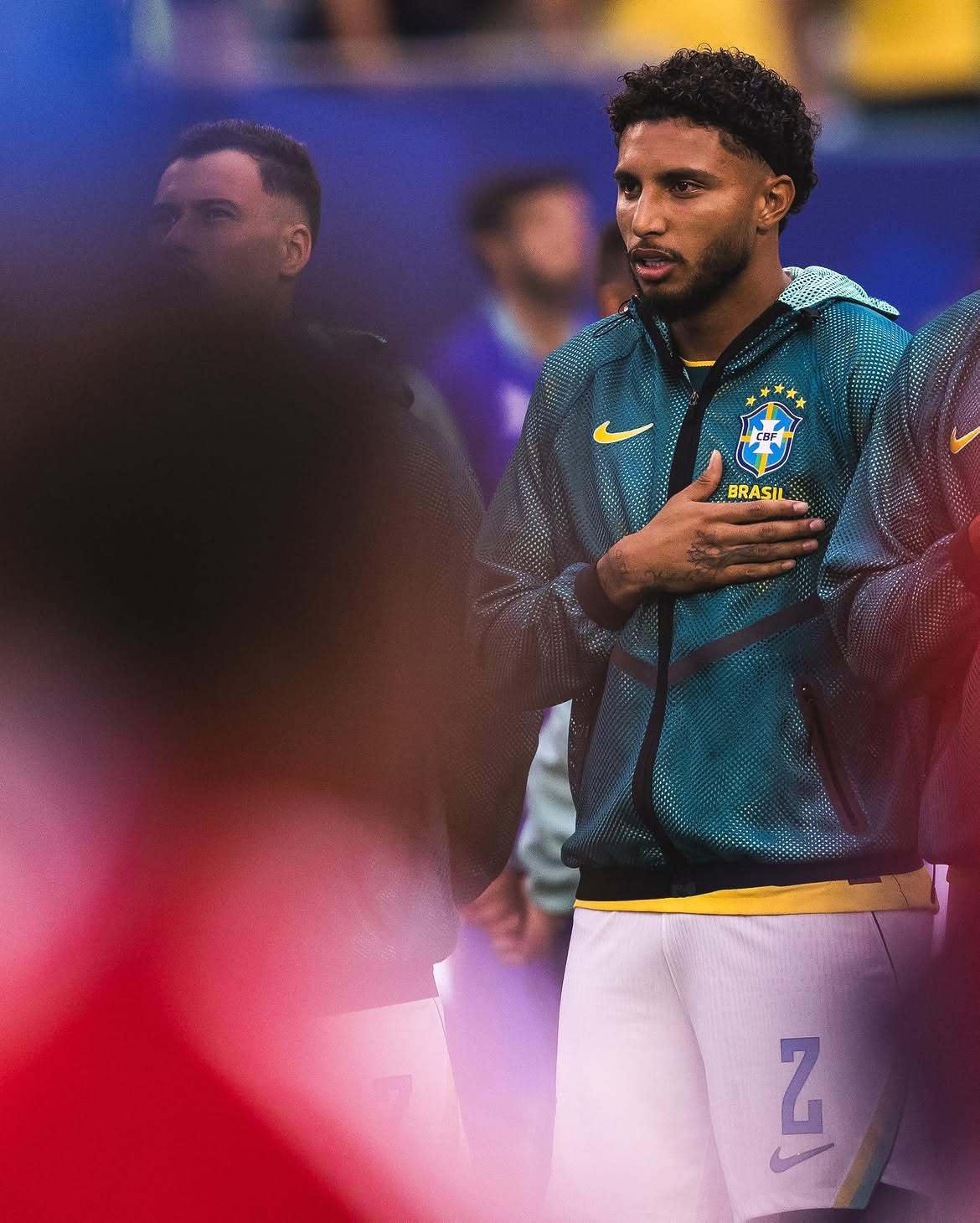 “谦逊、专注，心怀快乐… 🇧🇷”埃德松社媒更新世界杯之旅📸亚特兰大冲啊 ?