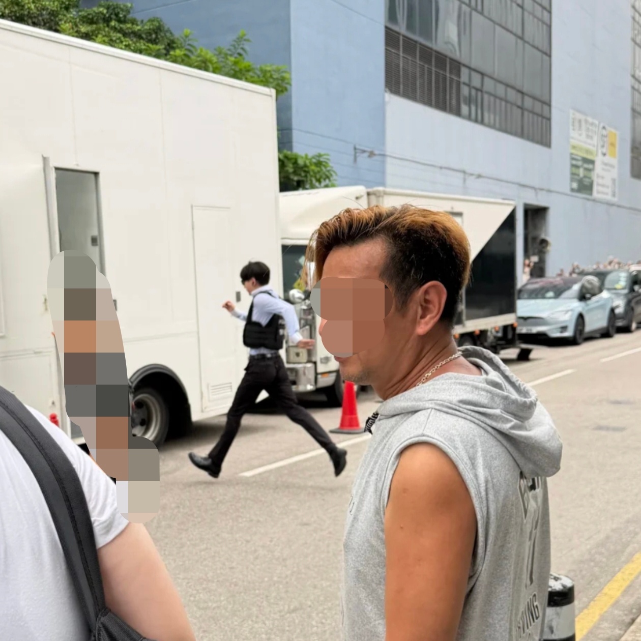 不小心被人抓拍到林sir其实会双脚腾空这件事 