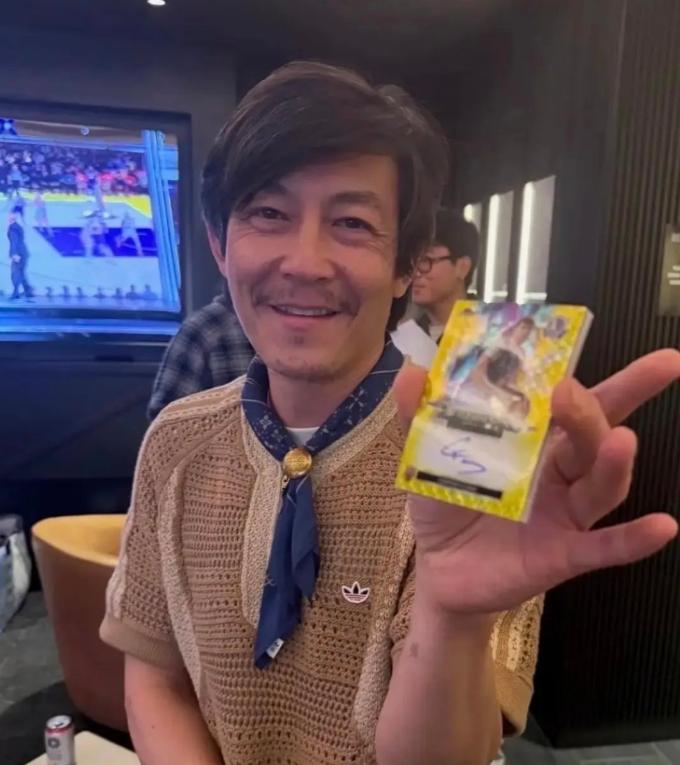 陈冠希越来越憔悴了，明明才45岁，看着像五六十岁的老头。