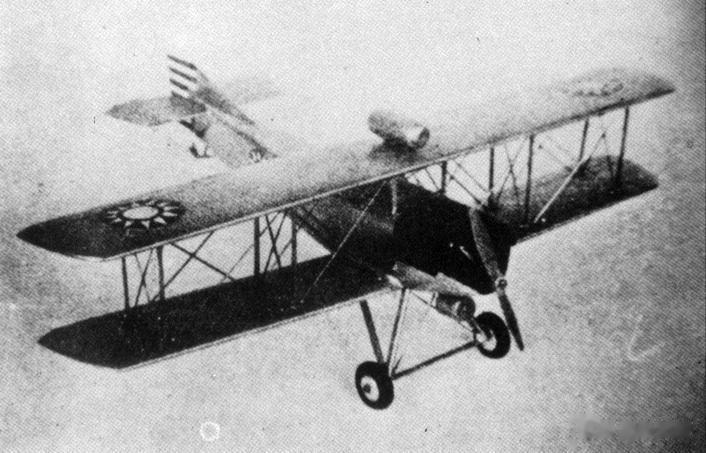 1921年云南为培养航空人才，在昆明城南巫家坝设立航空学校，到抗日战争爆发航校归