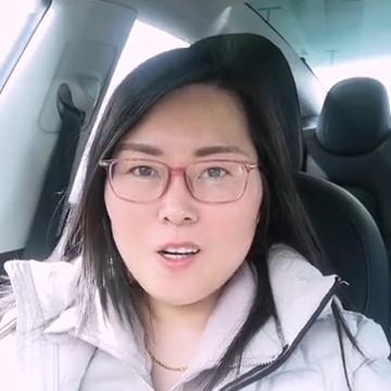 老公又去加拿大赌场工作，昨天半夜才回家。清清漫步加拿大，分享有烟火气的海外生活。