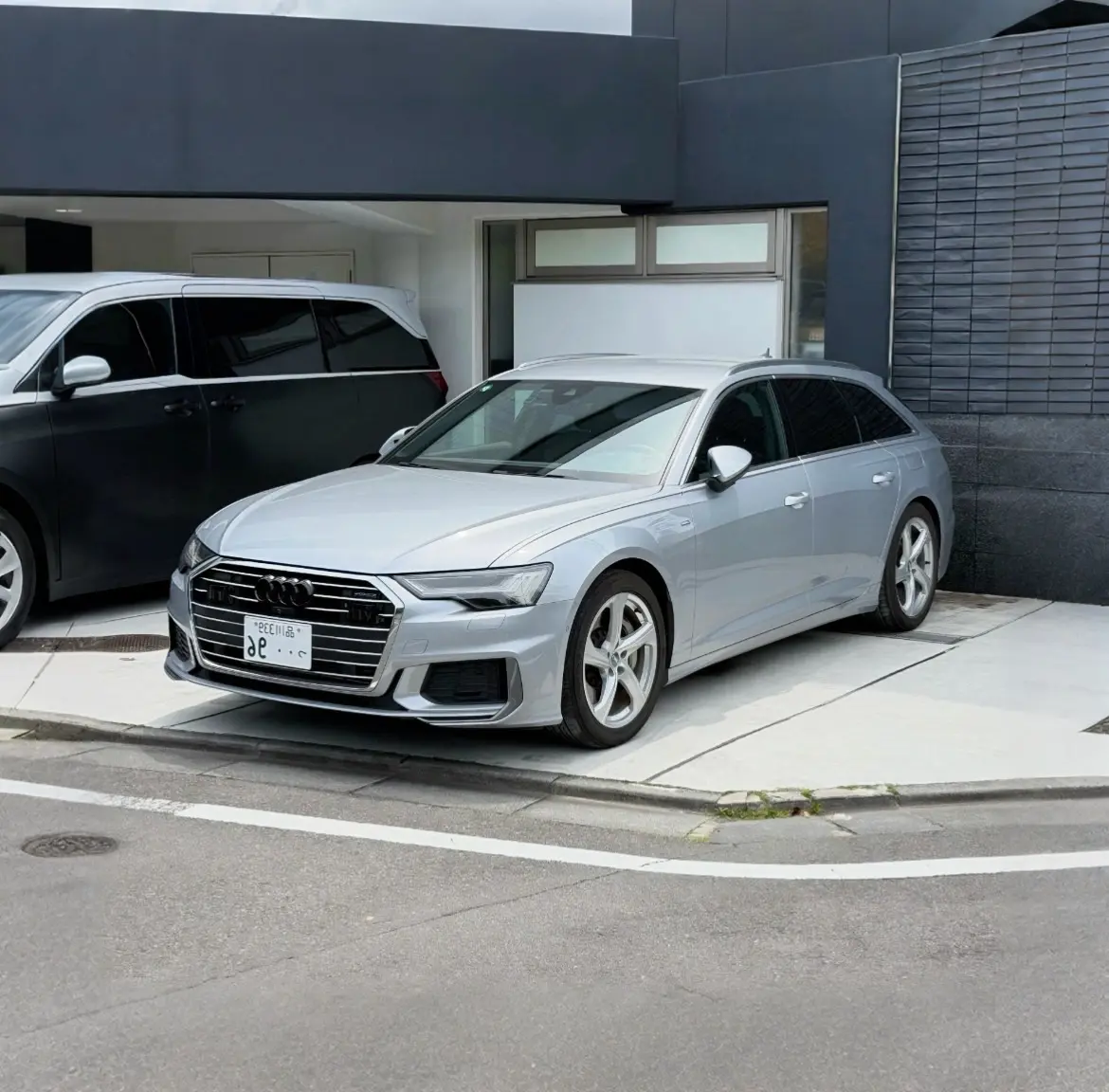 “优雅”两字具象化🏎️。