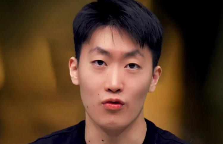 管泽元：这么多年的饭堂真的感谢大家的包容和支持，希望还能再见昨日管泽元与记得、C