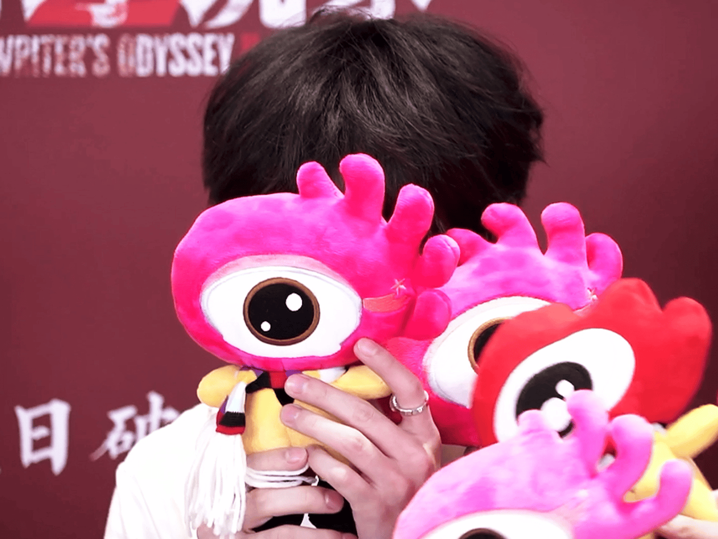 丁程鑫发了严浩翔净化！净化！净化！全面消毒 