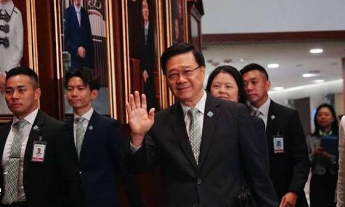 胡塞可比伊朗精明得多！同美国私下会面，许下三项承诺。

路透社 9 月 16 日