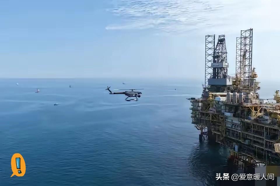 就在全世界
都被中东的战火所吸引的时候，东方大国又做了大事情，据央视新闻通报，我