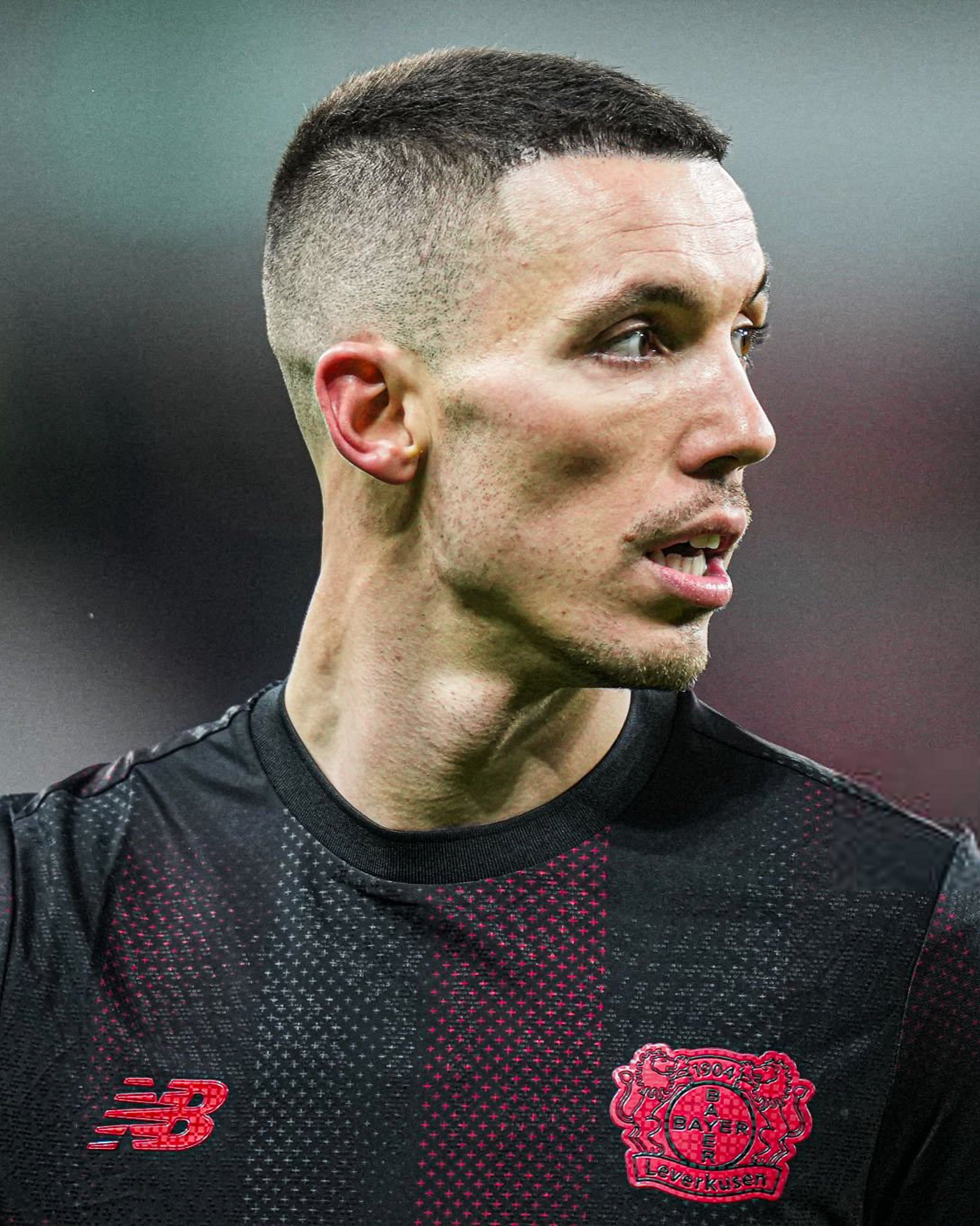 每体： 格里马尔多是今夏加强左后卫位置的主要选择。 这笔交易最终成交价可能低于1