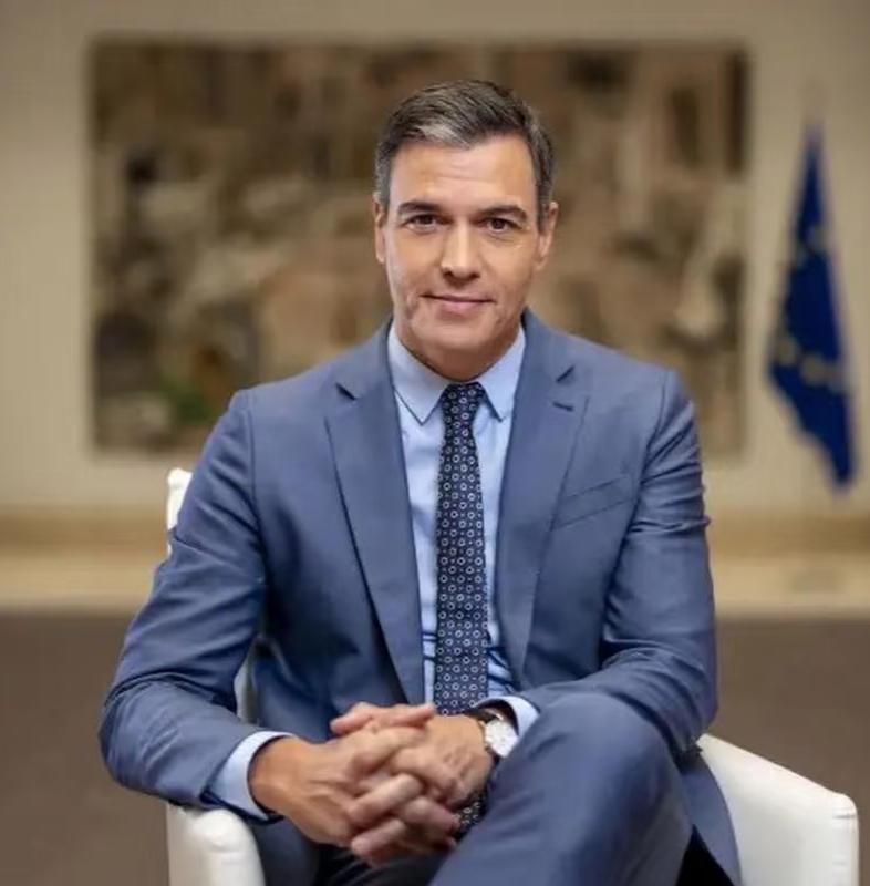 伊朗人民真是可爱，为了感谢西班牙总统发表的反对美以侵略伊朗的言论，竟然把人家的头