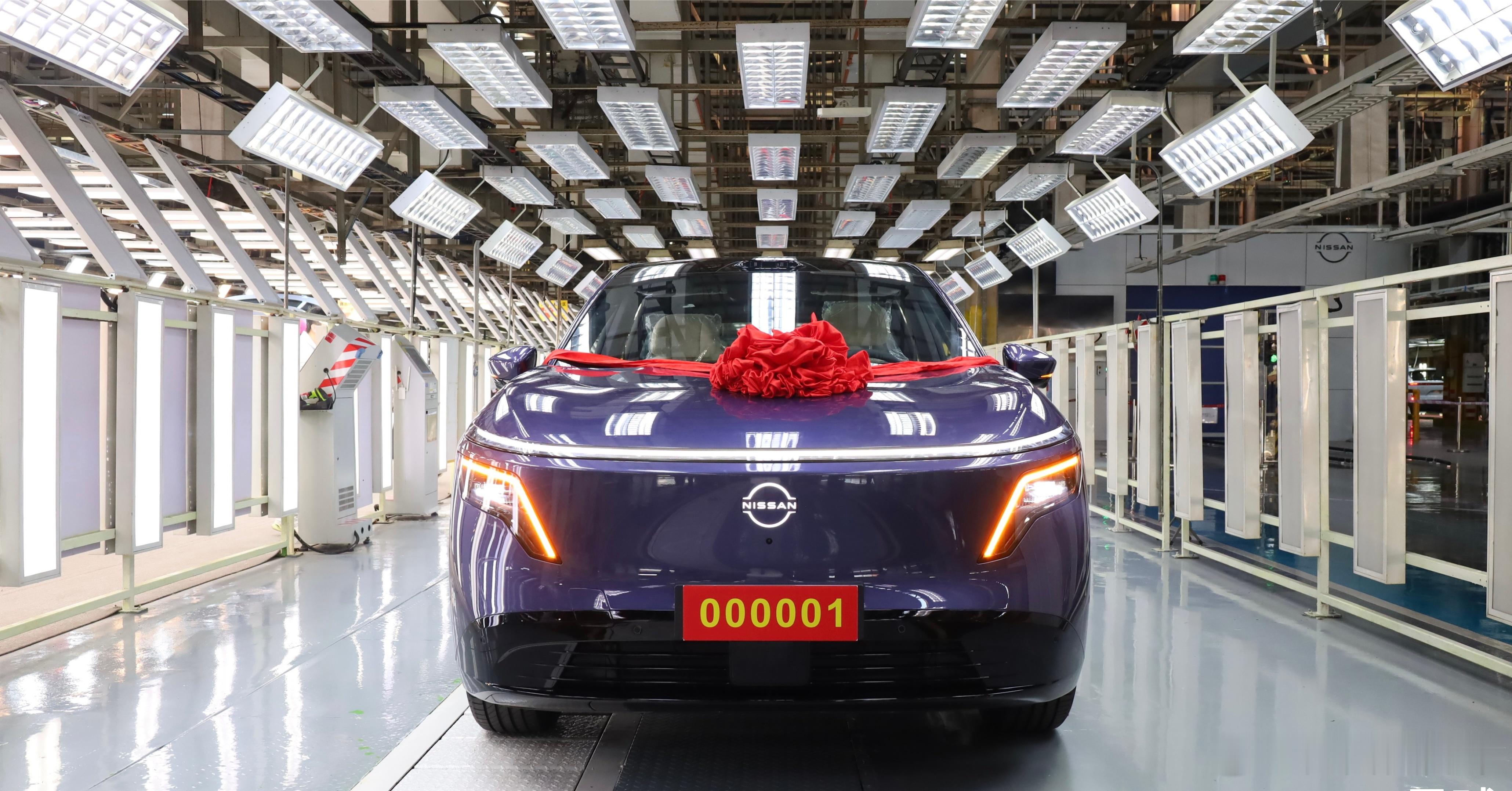 东风日产 NX8 首台量产车下线，目前推算产品正式上市交付估计要年后 3-4 月