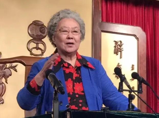 王铎：连为何强调自己是“北京评书”？不仅仅是正宗，而是……
朋友们，有人说，争谁