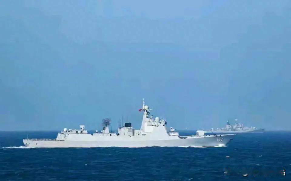 台海局势出现了一个极度反常的现象
解放军的“正义使命-2025”演习都已经把封锁