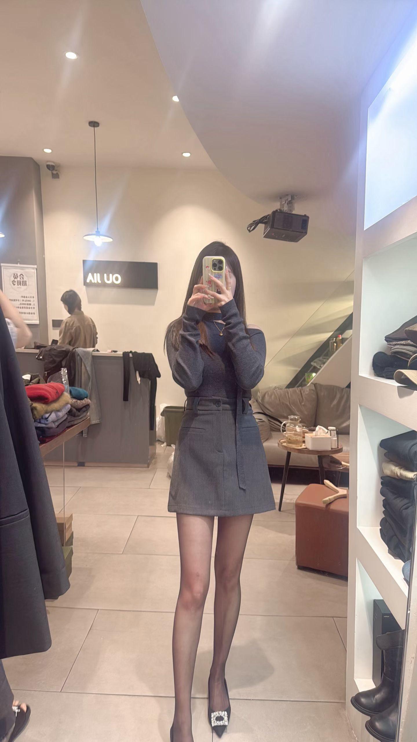 有生之年 狭路相逢 终不能幸免 手心忽然长出纠缠的曲线