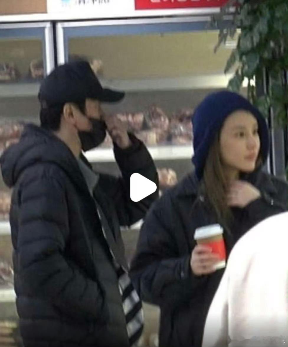 冯绍峰这是又有新动作了？ 