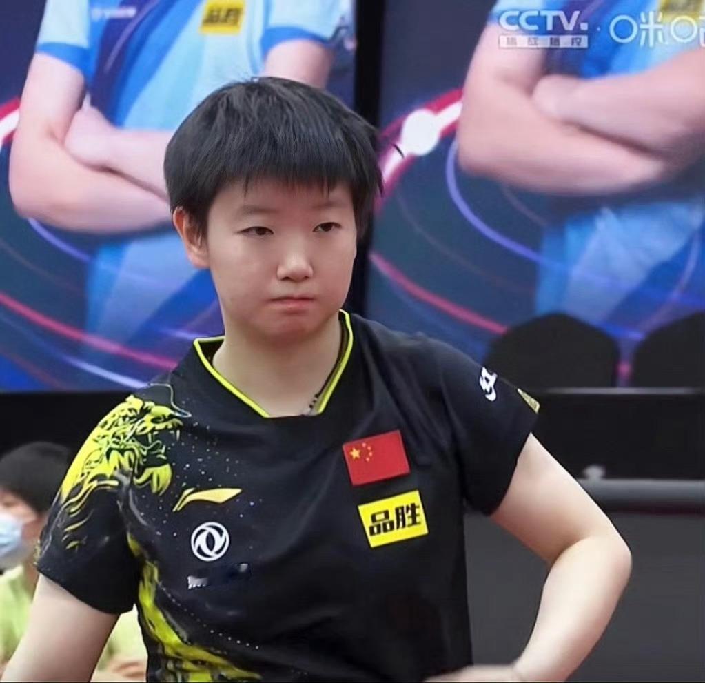 孙颖莎3比0刘炜珊   孙颖莎2024赢球收官 这场比赛，孙颖莎表现惊艳，开场就