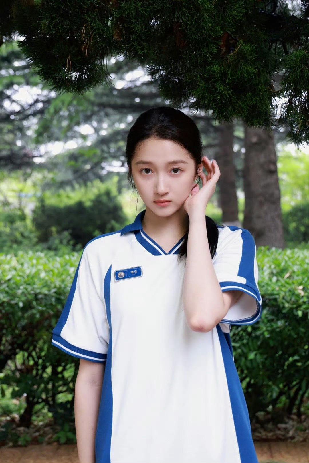 关晓彤投喂彩椒碗女明星都很自律[点赞][点赞] 好期待关晓彤《耀眼》多多发晴也的