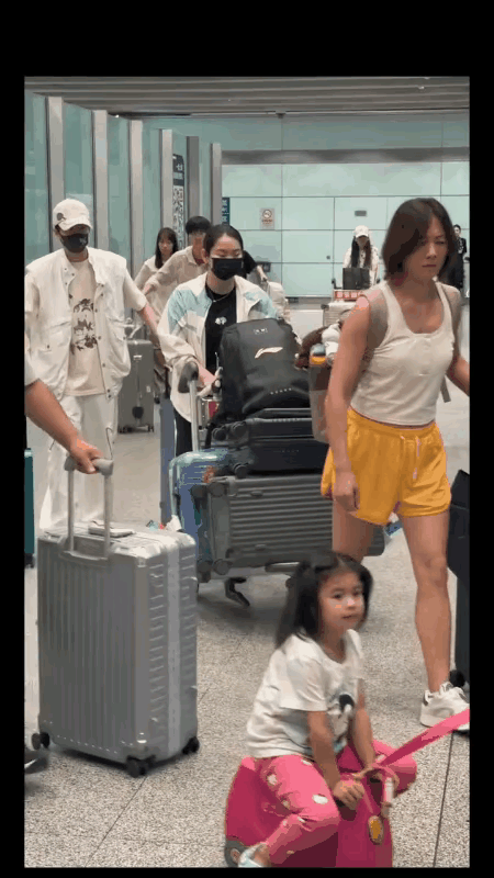 7.16国乒归来，为何不见孙颖莎，王楚钦，王曼昱，陈熠等主力？

从视频可以看到