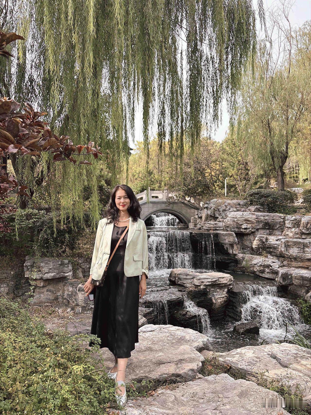 我50多岁了，身高160，从生完孩子到现在30多年了，体重始终在56公斤左右。