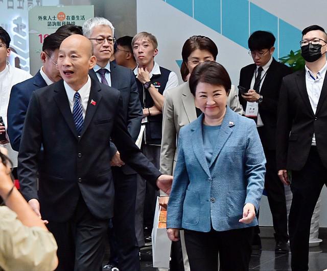 有蓝营人士透露，韩国瑜和卢秀燕已经结成搭档，共同应对2028大选。

如果这组搭