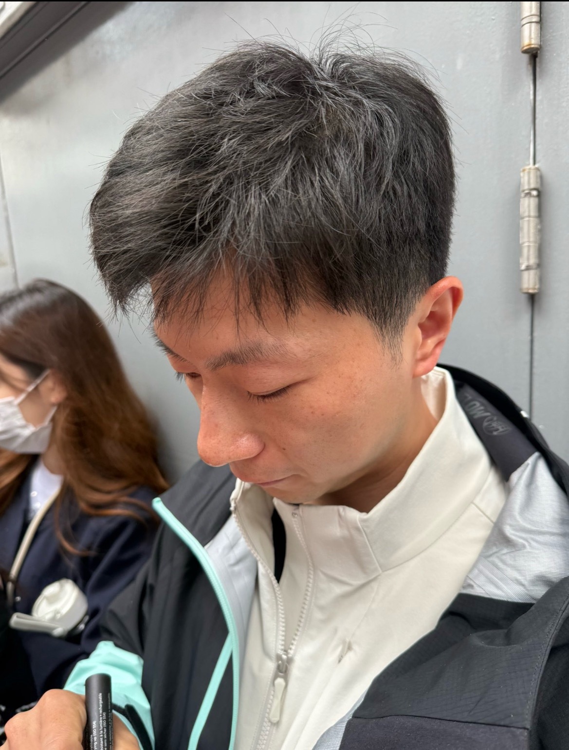 X上樱花妹拍的昨天马龙签名好近喔马龙