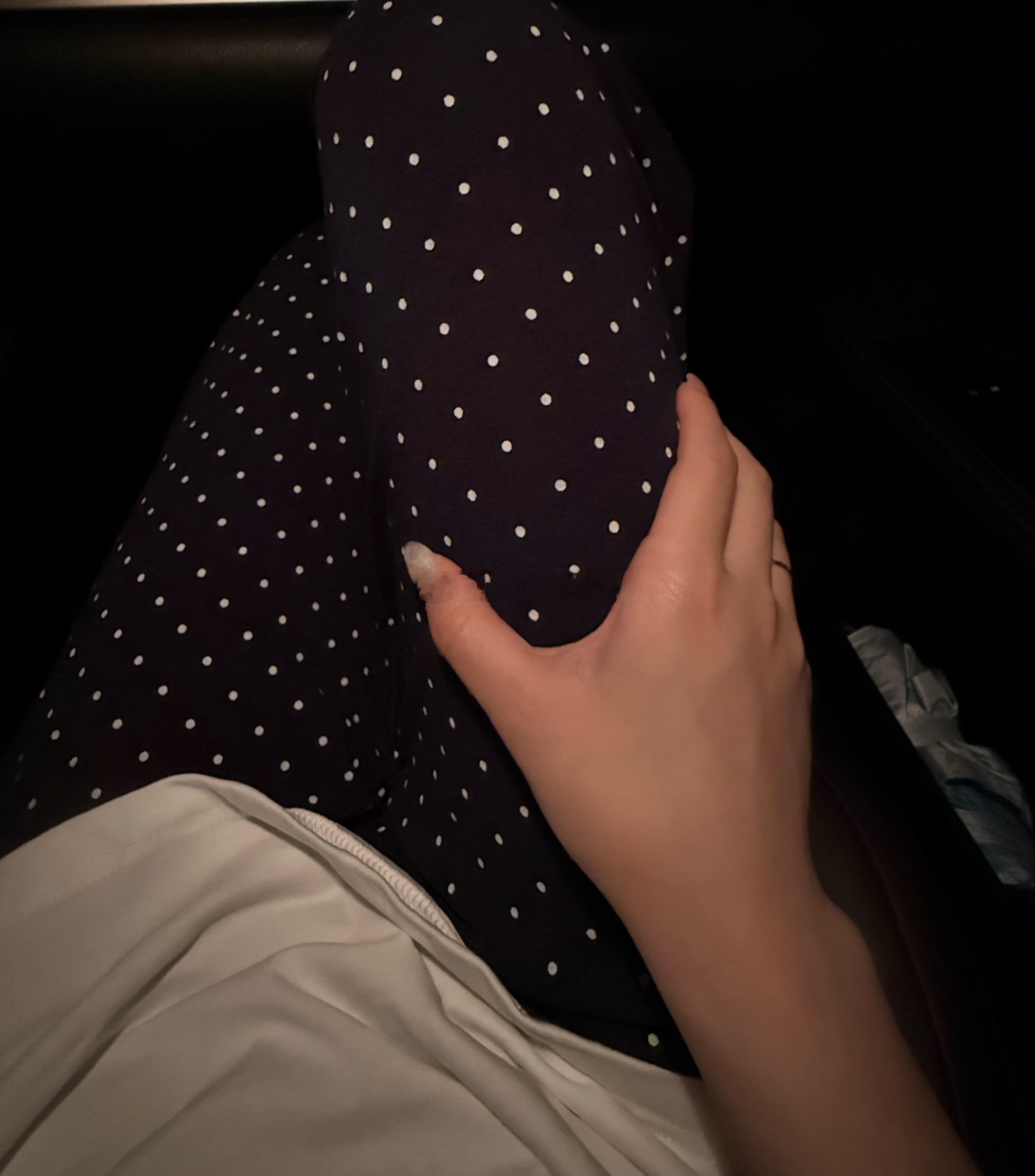 喜欢这条裤子 特别显瘦 