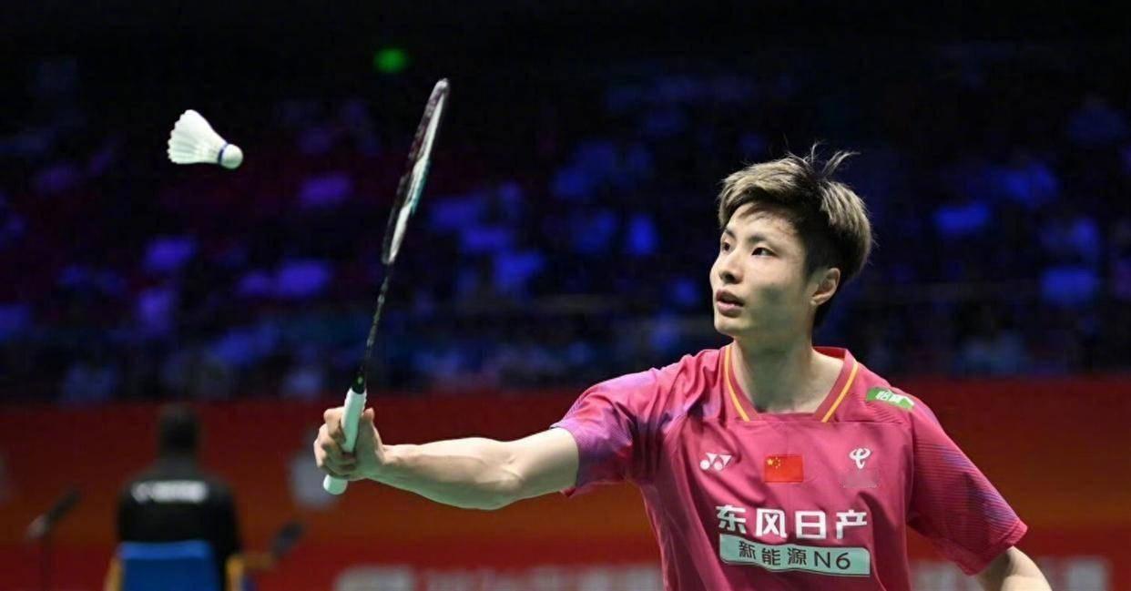 亚锦赛终登顶！石宇奇解锁生涯首冠，两届奥运元老剑指2028洛杉矶！从东京到巴黎，