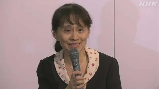 石破佳子，日本新首相夫人，石破茂的贤内助，经常与丈夫参加助选活动，首相决赛开票时